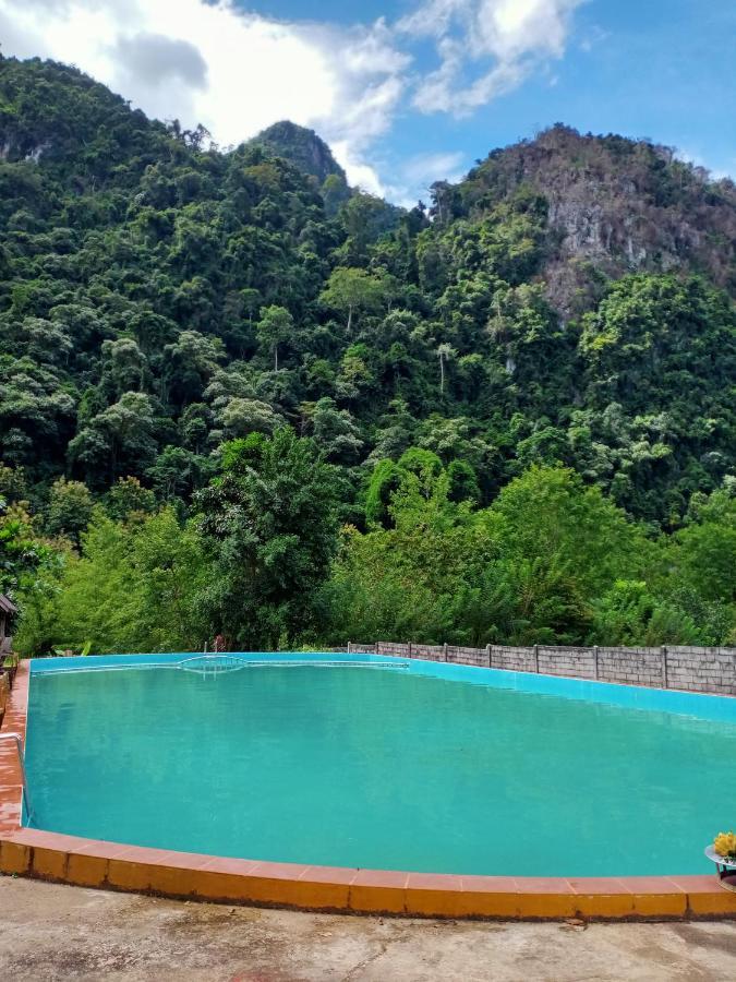 Nongkhiaw Campingsite Swimming Pool Hotell Ban Phathok Eksteriør bilde
