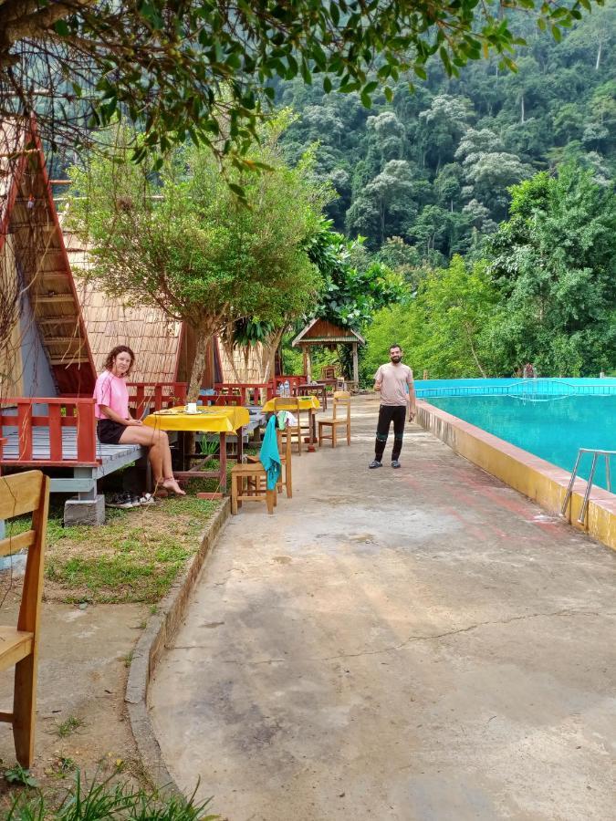 Nongkhiaw Campingsite Swimming Pool Hotell Ban Phathok Eksteriør bilde